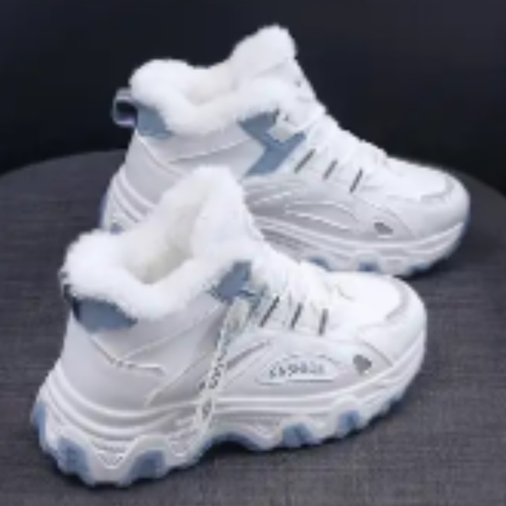 Brand New Women’s fashion high top sneakers